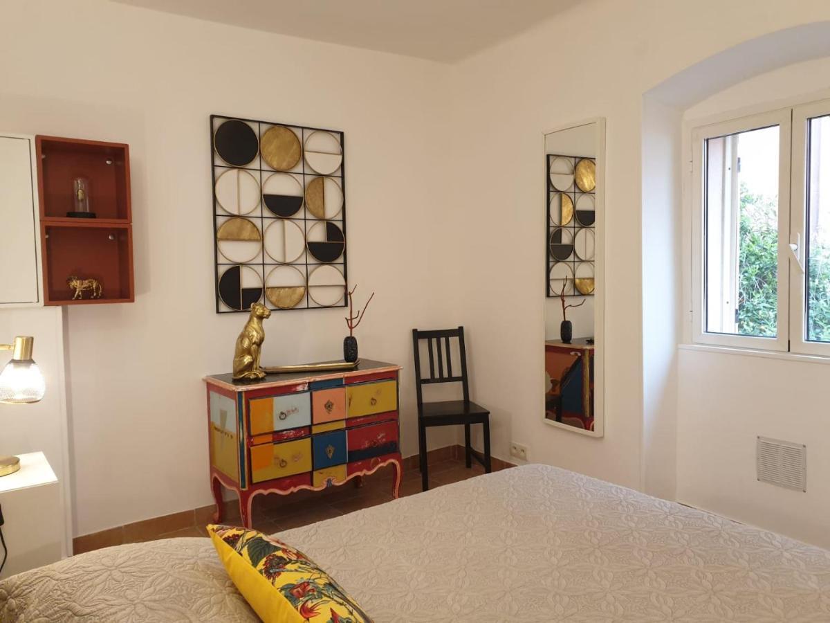 קאלבי Appartements De L'Eglise מראה חיצוני תמונה