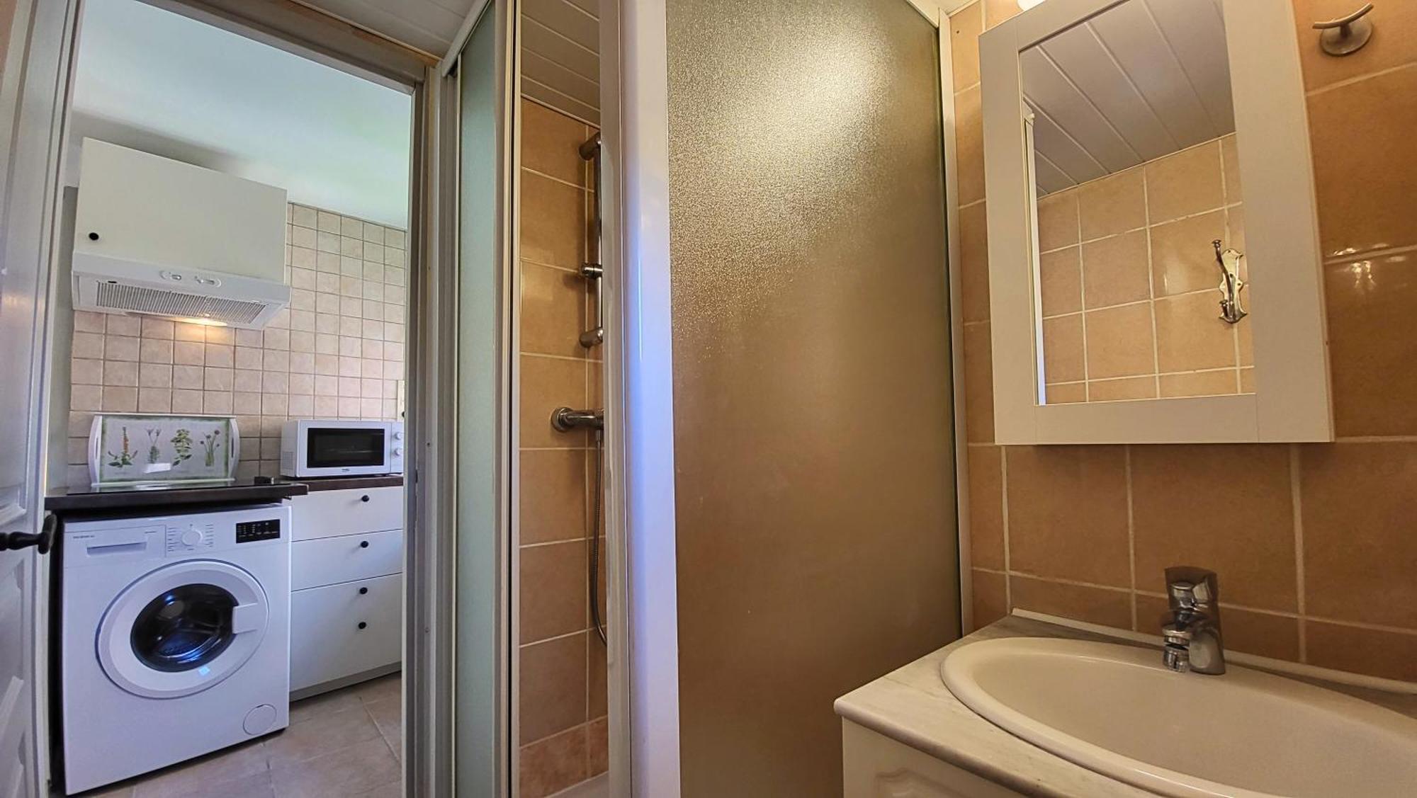 קאלבי Appartements De L'Eglise מראה חיצוני תמונה