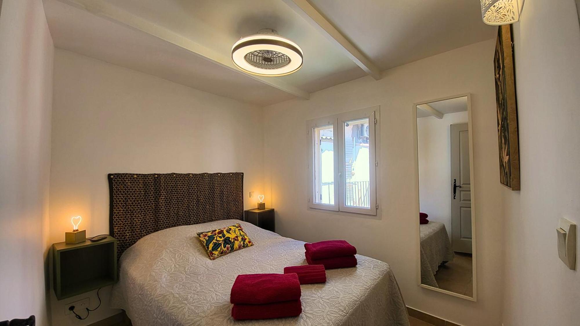 קאלבי Appartements De L'Eglise מראה חיצוני תמונה
